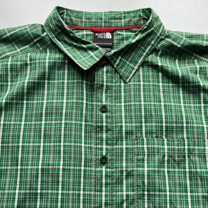 The North Face Poly/Nylon Plaid Button Front Camp Shirt Mens XL